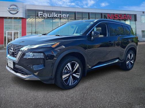 Black 2023 Nissan Rogue SL