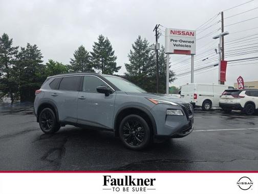 2 Tone Gray / Black Roof 2023 Nissan Rogue SV