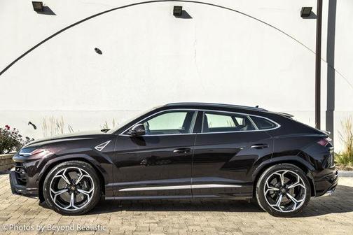 2021 Lamborghini Urus AWD