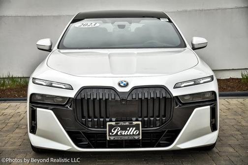 2023 BMW 760 i xDrive