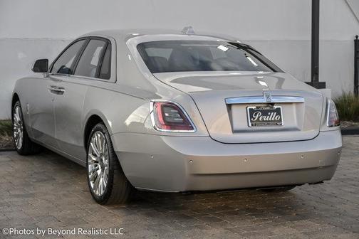 2022 Rolls-Royce Ghost Sedan