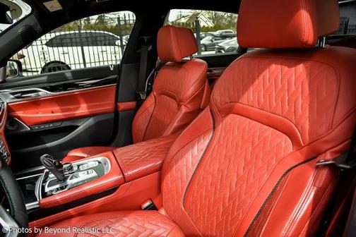 2022 BMW ALPINA B7 xDrive