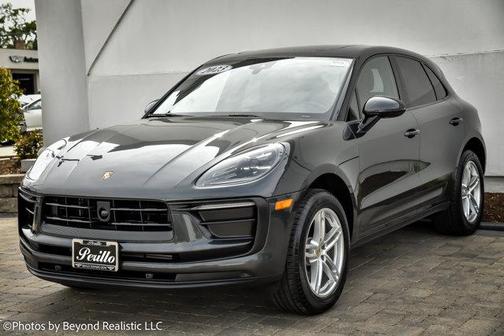 2023 Porsche Macan Base