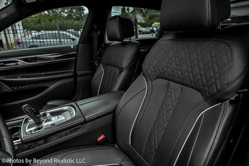 2022 BMW 750 i xDrive