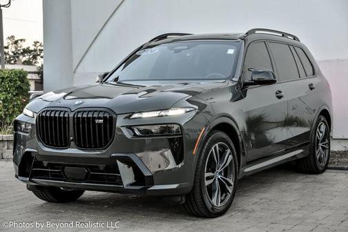 2024 BMW X7 M60i