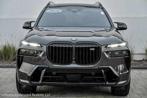 2024 BMW X7 M60i