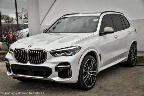 2022 BMW X5 M50i