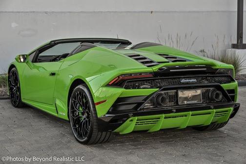 2024 Lamborghini Huracan EVO Spyder
