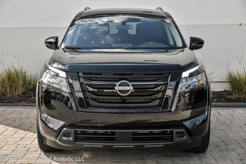 2024 Nissan Pathfinder SV 4WD