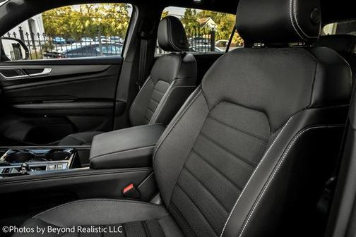 2024 Volkswagen Atlas Cross Sport 2.0T SEL