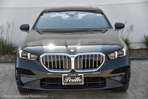 2024 BMW 530 i xDrive