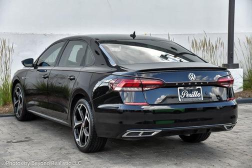 2020 Volkswagen Passat 2.0T R-Line