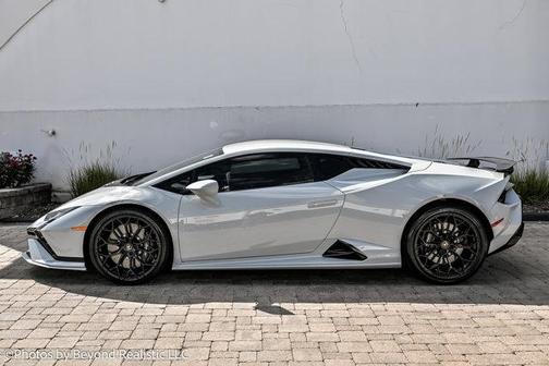 2024 Lamborghini Huracan Tecnica Coupe