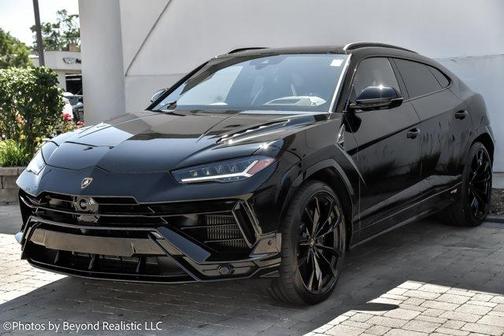 2024 Lamborghini Urus S