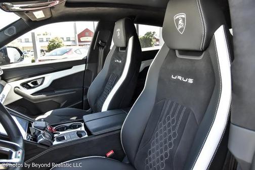 2024 Lamborghini Urus S