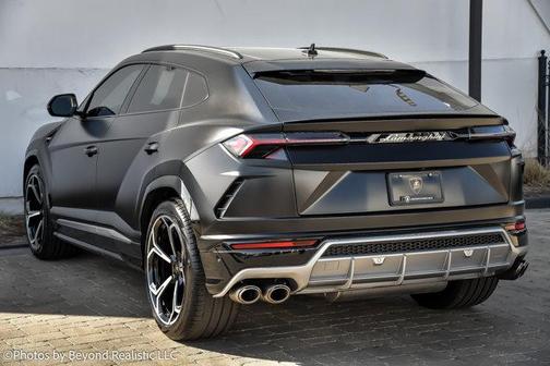 2021 Lamborghini Urus AWD