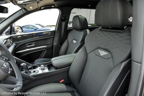 2024 Bentley Bentayga Azure