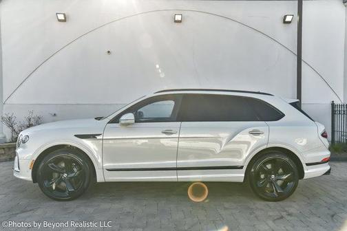 2024 Bentley Bentayga Azure