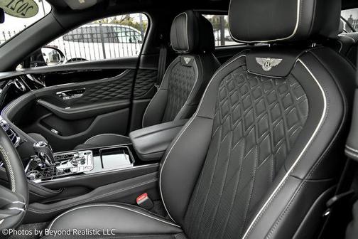 2021 Bentley Flying Spur V8