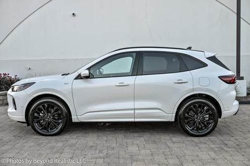 2023 Ford Escape ST-Line Elite