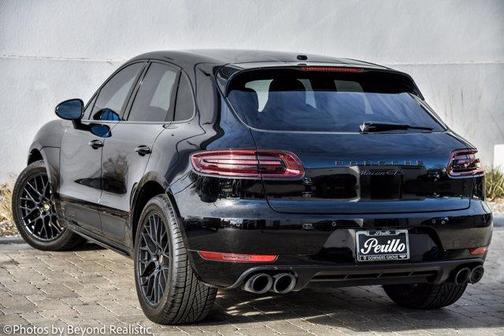 Photo 5 of 47 of 2017 Porsche Macan GTS