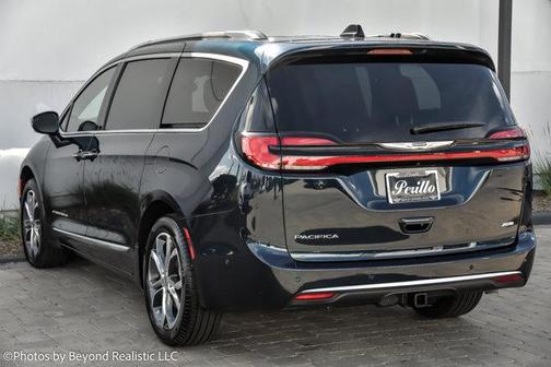 2024 Chrysler Pacifica L