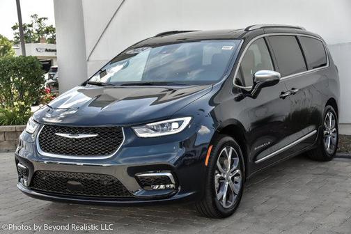 2024 Chrysler Pacifica L