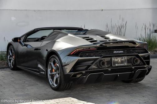 2022 Lamborghini Huracan EVO Spyder RWD