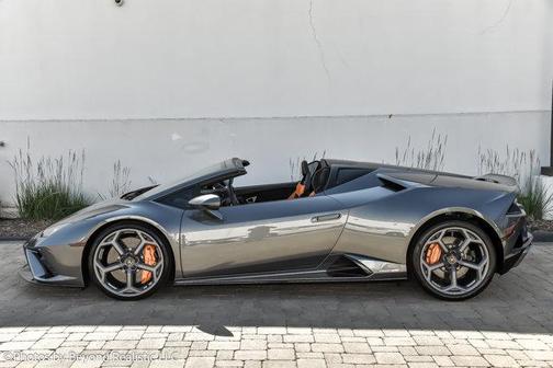 2022 Lamborghini Huracan EVO Spyder RWD