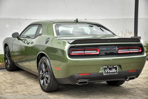 2022 Dodge Challenger SXT