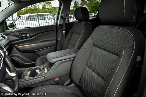 2023 GMC Acadia AWD SLE