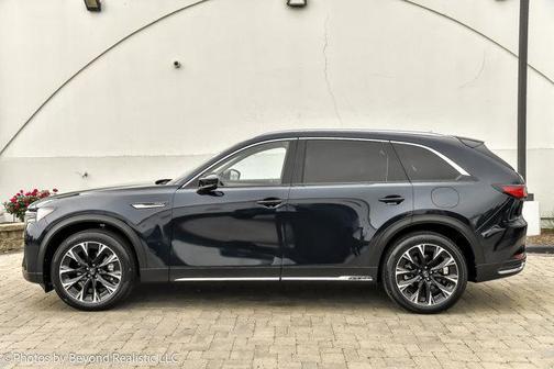 2024 Mazda CX-90 PHEV Premium Plus
