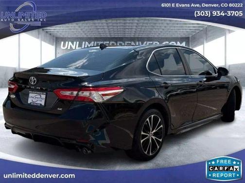 2020 Toyota Camry SE