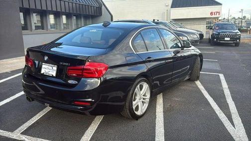 2017 BMW 330 i xDrive