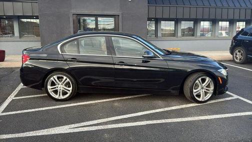 2017 BMW 330 i xDrive