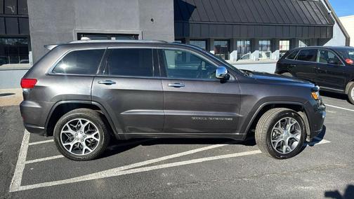 2019 Jeep Grand Cherokee Overland