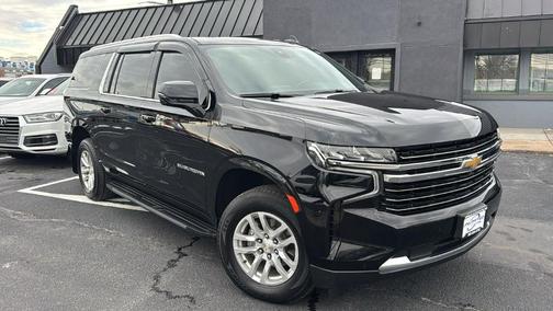 2022 Chevrolet Suburban LT