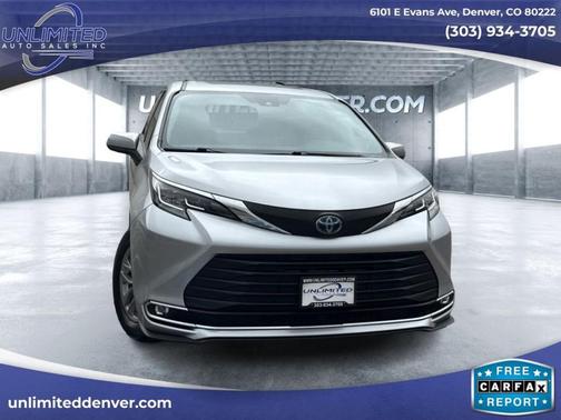 2022 Toyota Sienna XLE