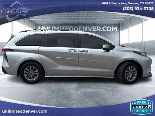 2022 Toyota Sienna XLE