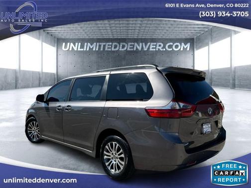2020 Toyota Sienna XLE