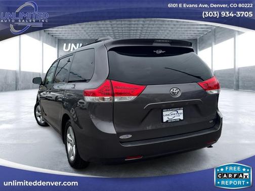 2014 Toyota Sienna LE