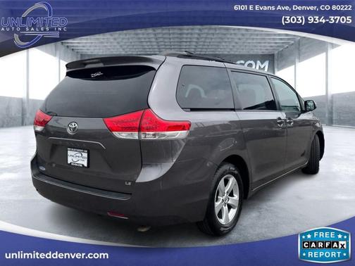 2014 Toyota Sienna LE