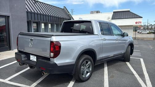 Silver 2023 Honda Ridgeline RTL