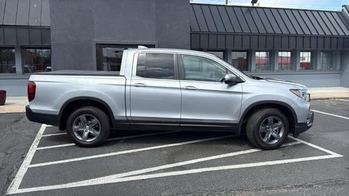 Silver 2023 Honda Ridgeline RTL