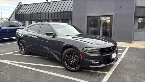 2019 Dodge Charger SXT