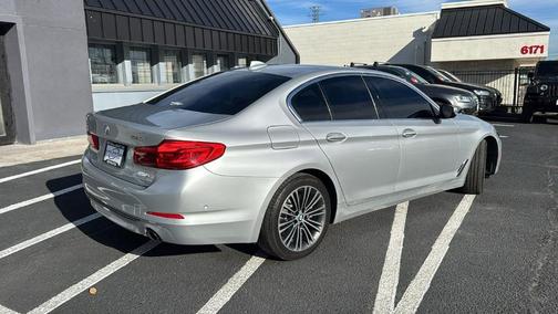 2017 BMW 530 i xDrive