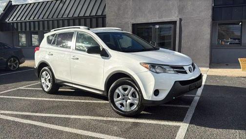 White 2014 Toyota RAV4 LE
