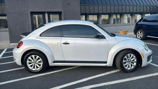 2017 Volkswagen Beetle 1.8T S