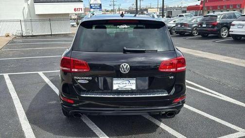 Black 2014 Volkswagen Touareg R-Line
