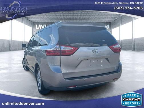 2017 Toyota Sienna XLE Premium